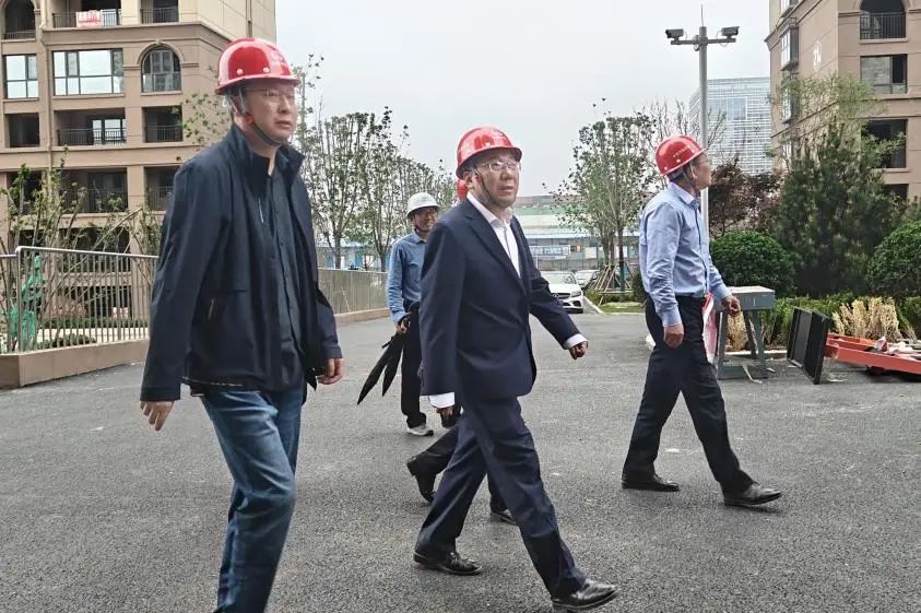 公司黨委書記、董事長李明華一行到煙臺項(xiàng)目、濰坊項(xiàng)目檢查指導(dǎo)工作.jpg